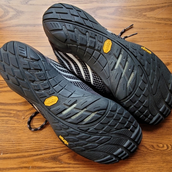 MERRELL | Pace Glove Black Barefoot Shoes, Sz. 10 - Picture 2 of 11